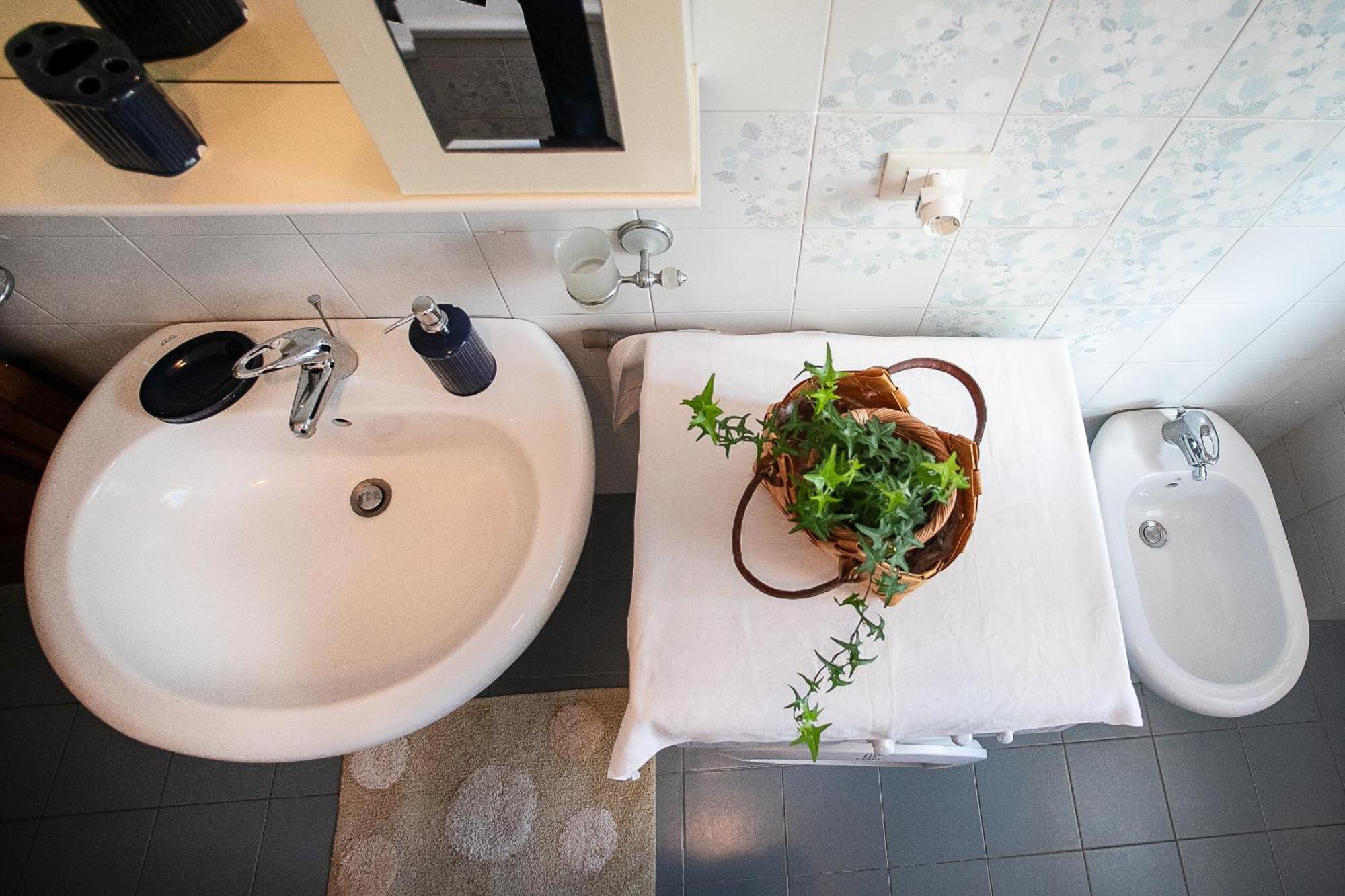 Monte Camicia - Cozy Home In City Center-Spacious-Free Parking LʼAquila Dış mekan fotoğraf